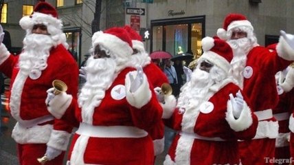 В Нью-Йорке в 110-й раз прошел парад Санта-Клаусов