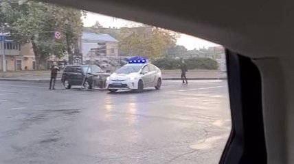 В Одессе опасные гонки от полиции закончились пожаром (фото и видео)