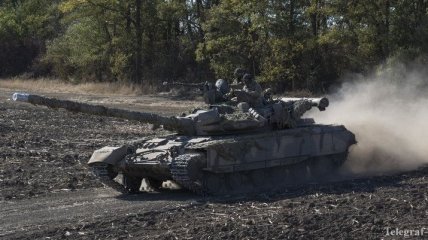ОБСЕ подтверждает отвод украинских танков от линии разграничения