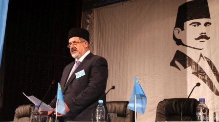 Курултай крымских татар постановил создать национально-территориальную автономию