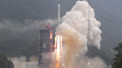 Китай запустил два спутника навигационной системы Beidou
