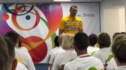 Владимир Кличко выступил с лекцией для учителей физкультуры