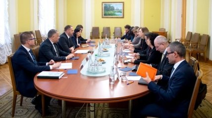 Поддержка реформ в Украине: Ермак встретился с послами G7 и ЕС