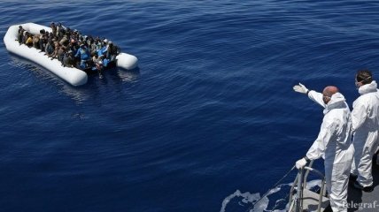 В Средиземном море спасли более тысячи беженцев