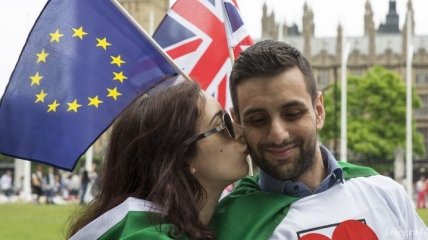Более полумиллиона британцев высказались за новый референдум