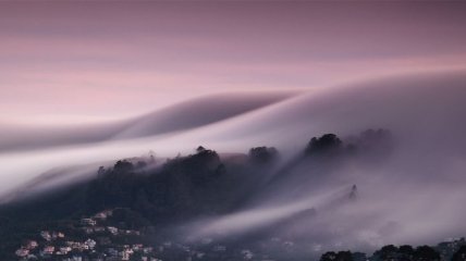 Загадочные пейзажи туманного города (Фото)