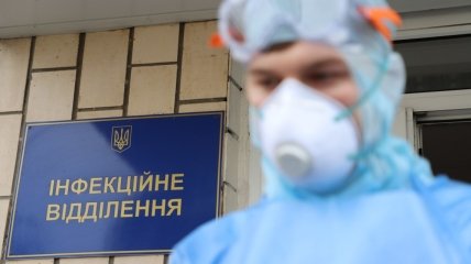 Смертность от COVID-19 в Украине достигла исторического максимума