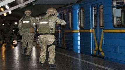 В Киеве телефонный террорист парализовал работу метро: закрыты 7 ключевых станций