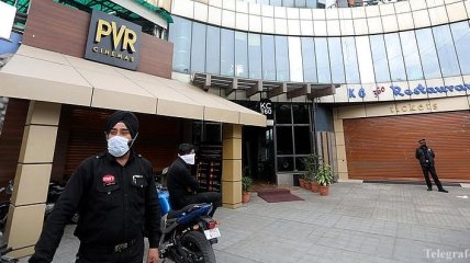 Индия аннулировала все туристические визы из-за коронавируса