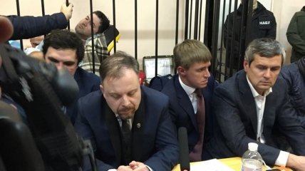 Адвокат Насирова сообщил, что утром врачи решат отпускать его в суд, или нет