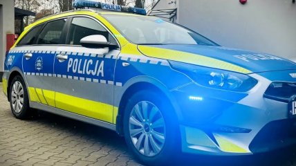 Служебный автомобиль полиции