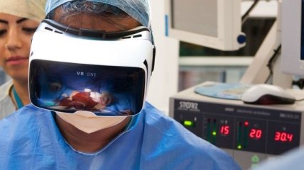Инженеры создали шлемы виртуальной реальности для врачей