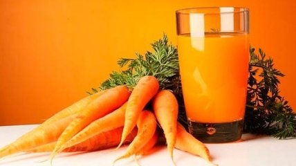 Врачи советуют каждый день пить морковный сок