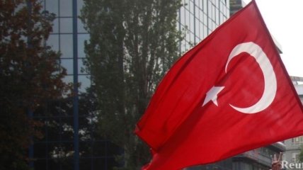 Семь генералов и 73 офицера сирийской армии укрылись в Турции