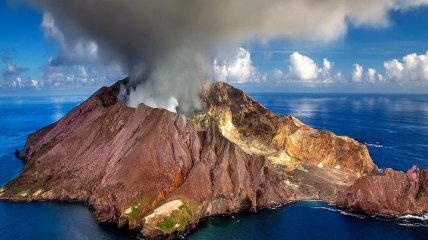Ключевой момент в истории атмосферы: древние вулканы "помогли" в ее создании 