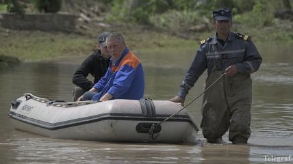 Паводки и наводнения на западе: отселены сотни человек, подтоплены 262 населенных пункта