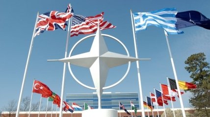 Ассамблея НАТО приняла резолюцию солидарности с Украиной