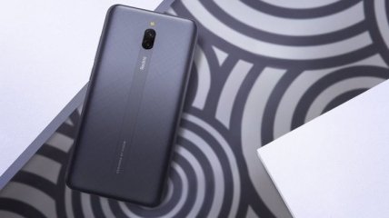 Xiaomi представила новый бюджетный смартфон
