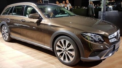 В Париже дебютировал внедорожный Mercedes-Benz Е-класса