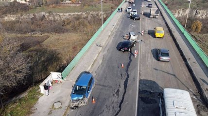 ДТП на мосту Стрімка Лань