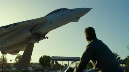 Том Круз возвращается в кабину пилота в украинском трейлере "Топ Ган: Мэверик" (Видео)