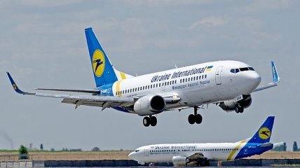 Украина отменяет регулярные авиарейсы и международные пассажирские перевозки