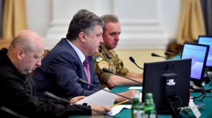 Порошенко: Украина должна иметь план на случай маштабного вторжения
