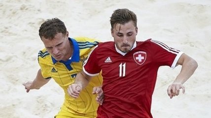 Сборная Украины по пляжному футболу успешно стартовала в Евролиге