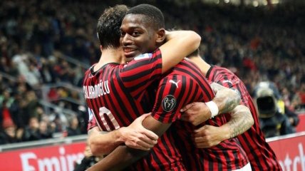 Обзор дебютного матча Пиоли во главе Милана (Видео)