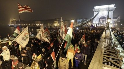 Трудовой кризис в Венгрии: реакция Орбана на протесты