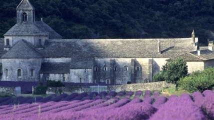 Очаровательные деревни Франции, в которых вы захотите жить (Фото)