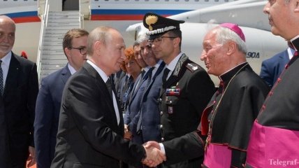 Путин вновь опоздал на встречу с Папой Римским