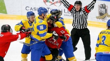 Молодежная сборная Украины победила в заключительной игре на ЧМ по хоккею