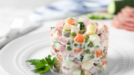 Пікантний салат із тунцем