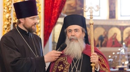 Патриарх Феофил оценил инициативы Януковича  