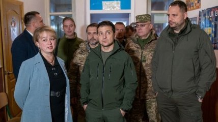 Помощник Зеленского: Для защиты Золотого есть армия и полиция