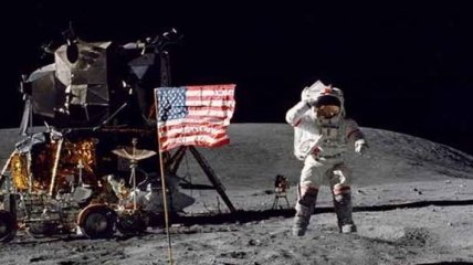 США планируют отправить человека на Луну