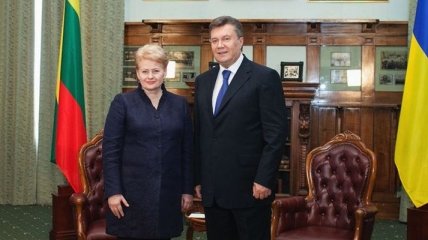 Президент Украины Виктор Янукович заявил о "шантаже России" 