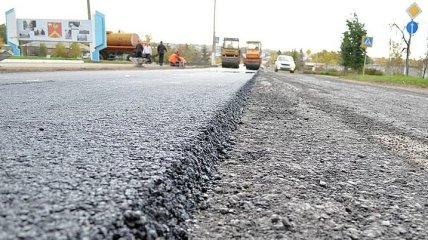 Кава: На ремонт дорог в Украине требуется 2 трлн грн