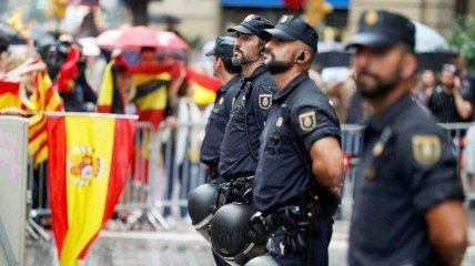 Испанские полицейские