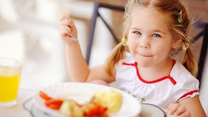 Дети ищут успокоение в еде?