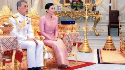 Король Таиланда удивил мир, женившись на начальнице своей охраны