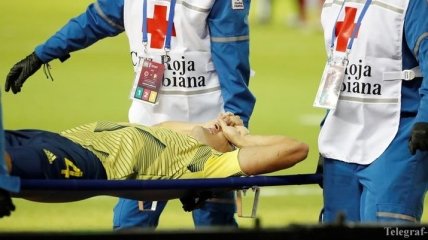 До слез: защитник сборной Колумбии во время матча сломал голеностоп (видео)