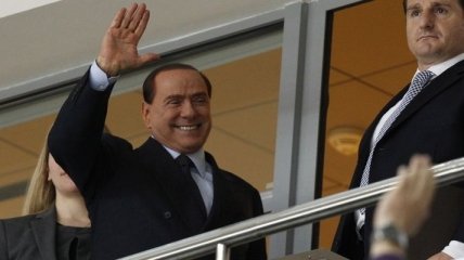 Берлускони решил вернуться