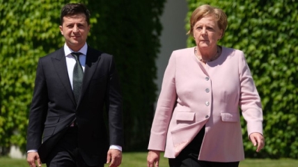 Брифинг Зеленского и Меркель в Киеве завершился