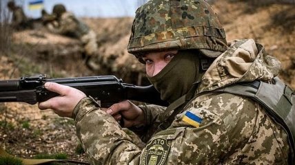 На Донбассе боевики стреляли из минометов и пулеметов, военные не пострадали  
