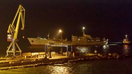Украинские военные корабли прибыли в Мариуполь: без провокаций РФ не обошлось
