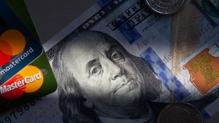 Доллар подорожал, а евро подешевело: курс валют в Украине 28 января