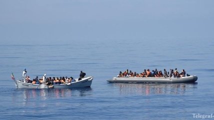 В Средиземном море за сутки спасли 4500 мигрантов