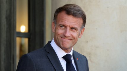 Эммануэль Макрон поклонник бренда Dior